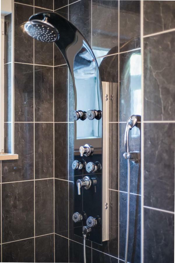 De Luxe Apartment Mediteran 1**** ザトン エクステリア 写真