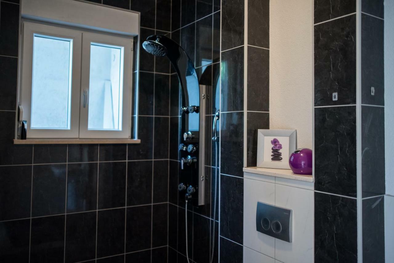 De Luxe Apartment Mediteran 1**** ザトン エクステリア 写真